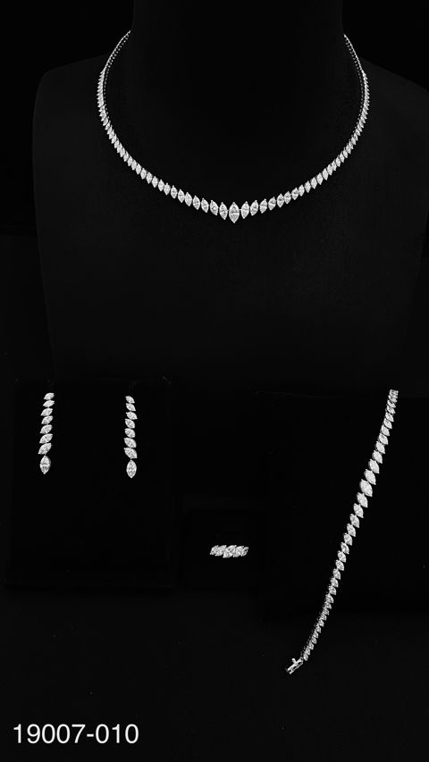 Diamond Set 19007-10
